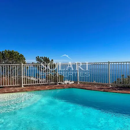 Terrace Sea View Swimming Pool Beaches On Foot Parking 아파트
